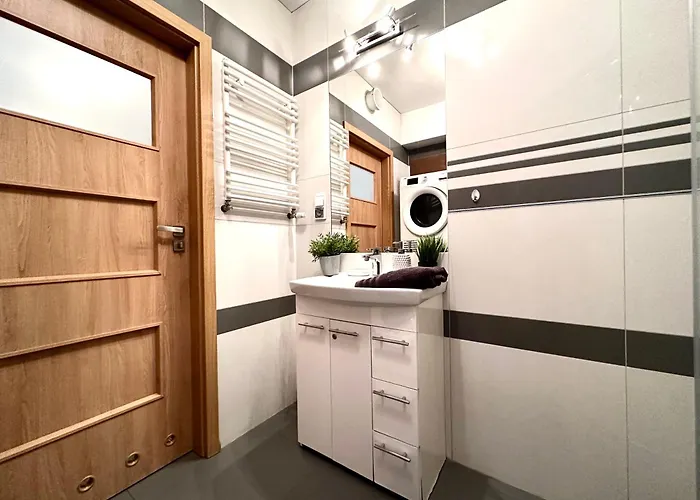 Krawiecka ~ 400m Main Square ~ Self Check-in 20h * 브로츠와프