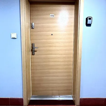 Krawiecka ~ 400m Main Square ~ Self Check-in 20h Wrocław