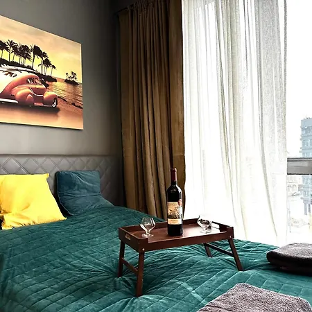 Krawiecka ~ 400m Main Square ~ Self Check-in 20h Apartamento